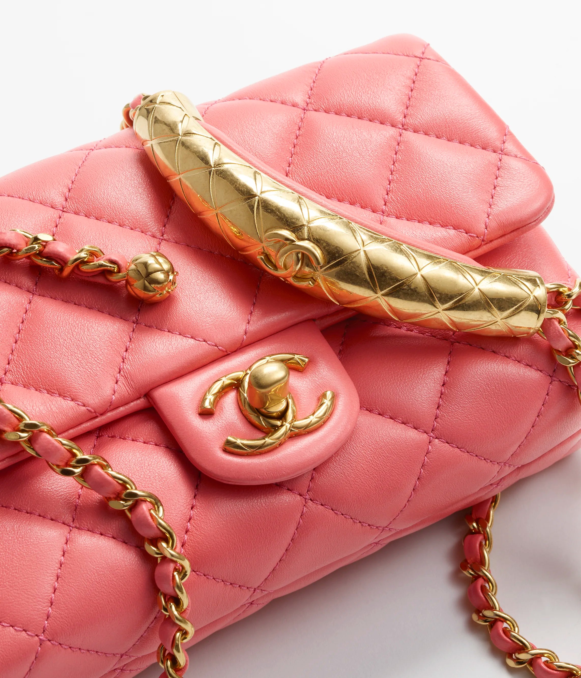 CHANEL | HANDBAG CAVIAR PINK