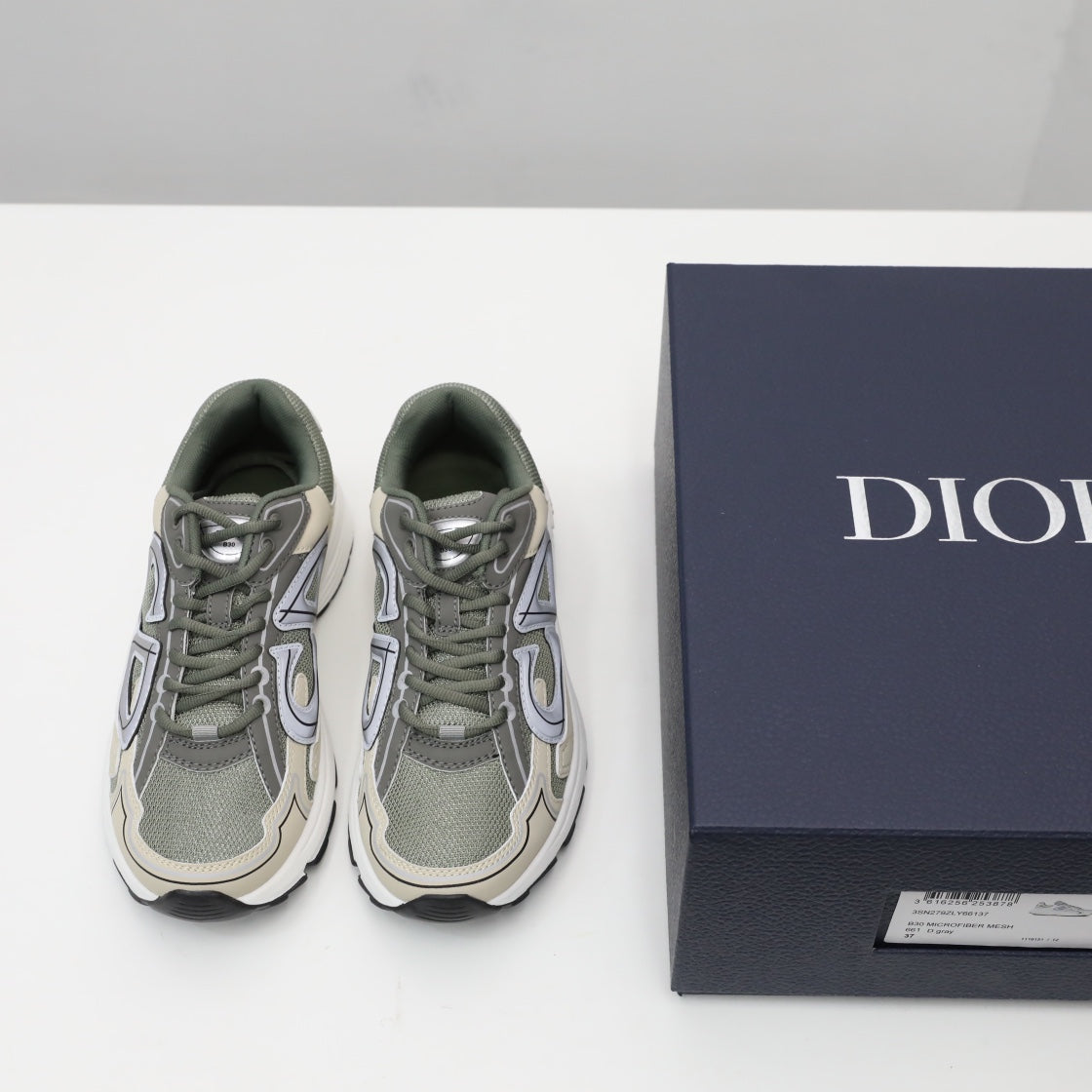 DIOR | GREEN&BEIGE