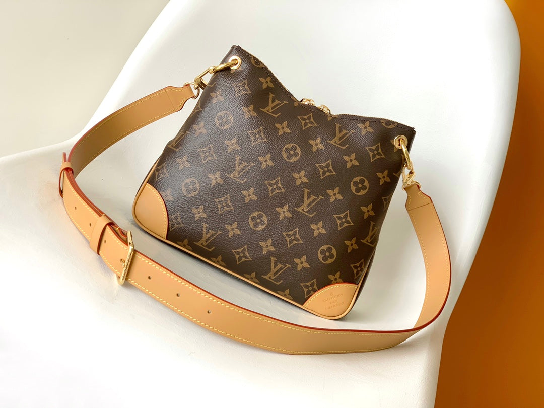 LOUIS VUITTON | Odéon MM