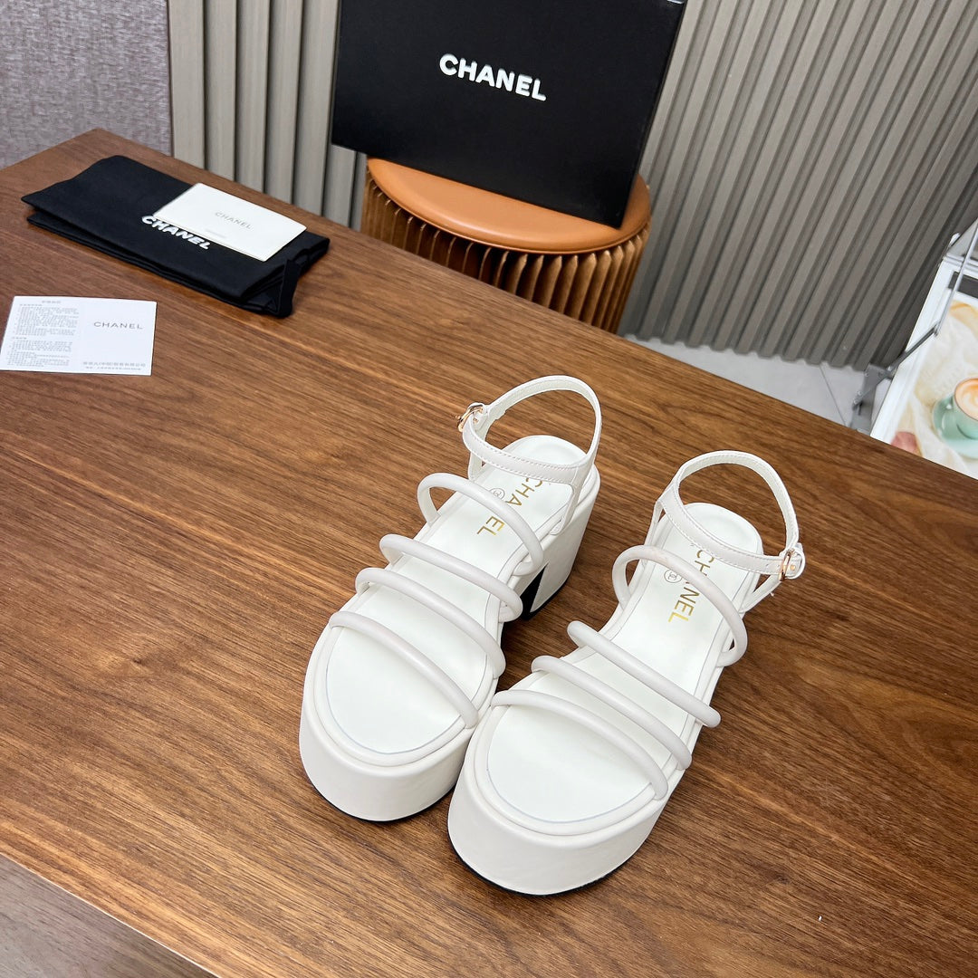 CHANEL | HIGH HEEL WHITE